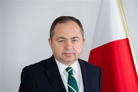 konrad szymański.